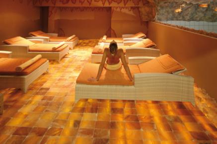 Salzstein-Ruheraum im Wellnesshotel Auerhahn