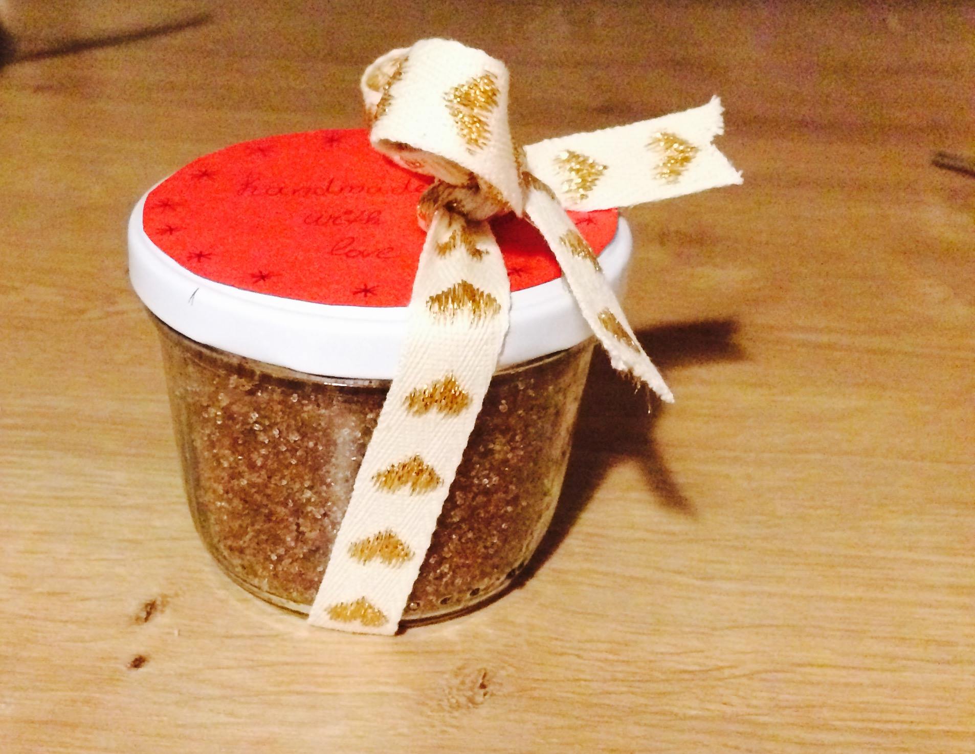 HomeSPA DIY Bodyscrub – schön verpackt!