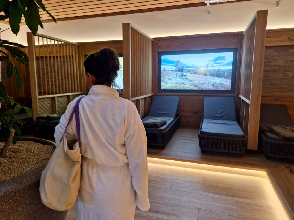 Sauna Ruheraum Therme Willingen Lagunen-Erlebnisbad, was gehört in die Saunatasche 