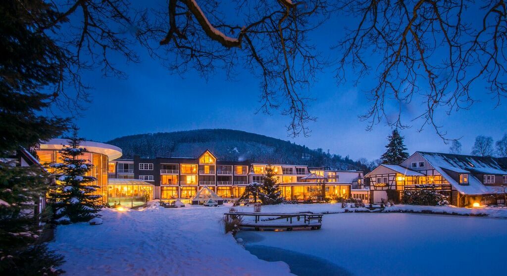 Romantik- und Wellnesshotel Deimann im Winterwonderlook - Wellnessurlaub verschenken