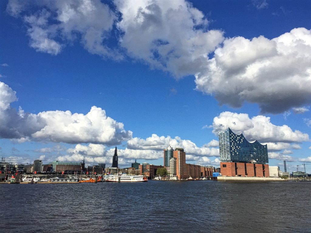 Blick auf den Hamburger Hafen