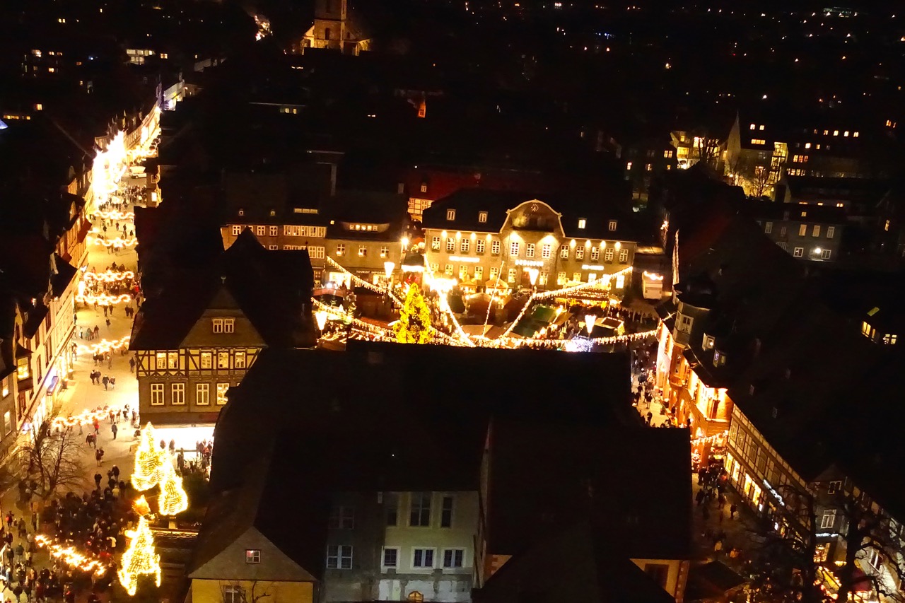 Weihnachtsmarkt Goslar Blick von der Himmelsleiter