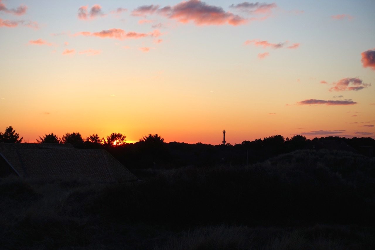 Wangerooge Wellness – Sonnenuntergang in den Duenen