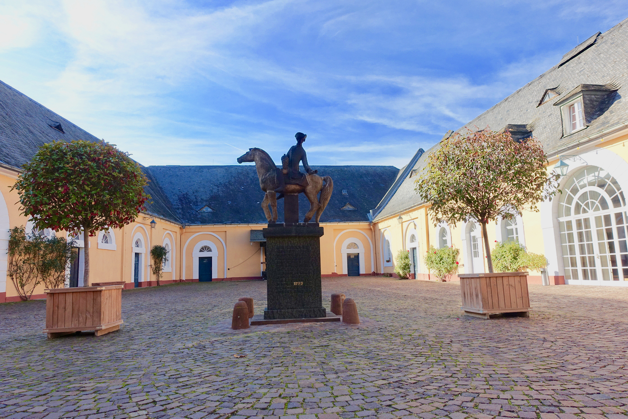 Spaetlese-Reiter Schloss Johannisberg Rheingau