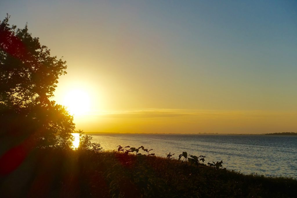 Sonnenuntergang am Bodden - im Lindner Hotel & Spa Rügen