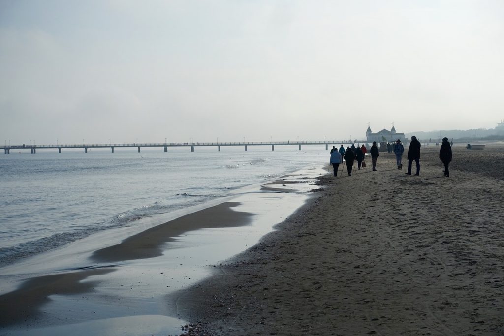 Wo finde ich die längste Strandpromenade Europas?