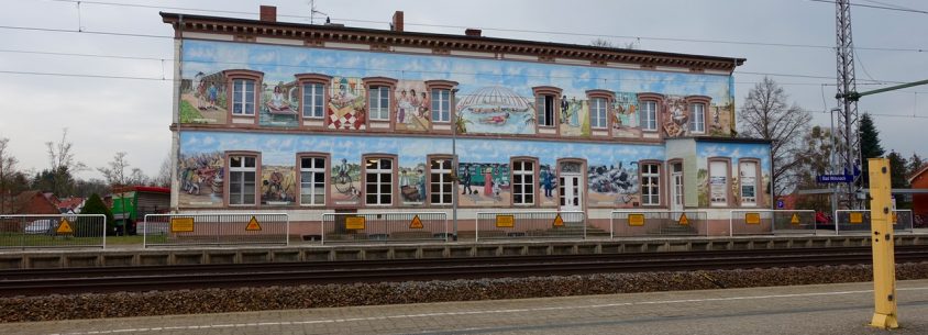 Kleines Kunstwerk?! - Bahnhof Bad Wilsnack