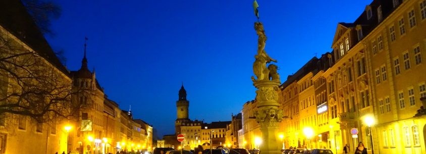 Blaue Stunde im Stadtzentrum von Görlitz