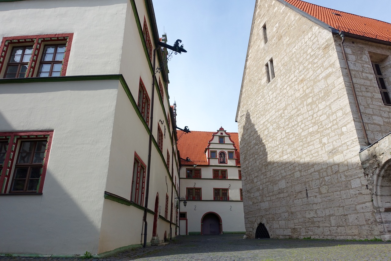 Blick auf das historische Rathaus Mühlhausen