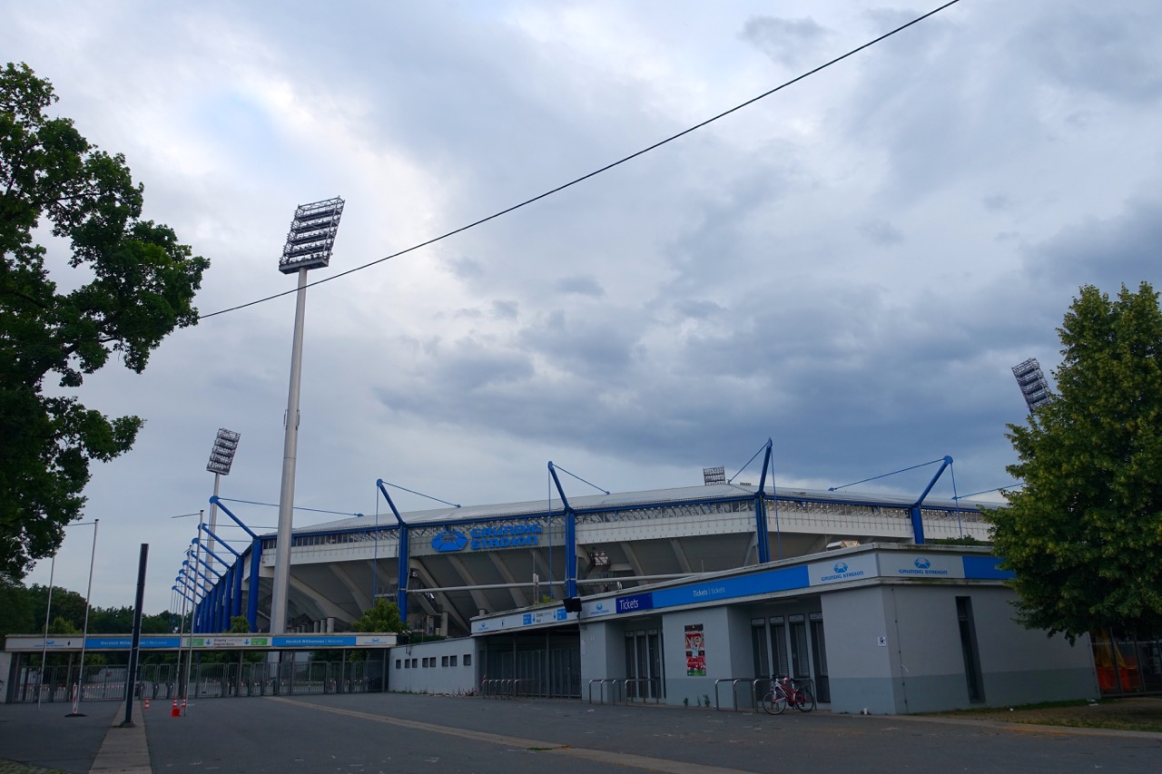 Am Stadion – Stadionbad