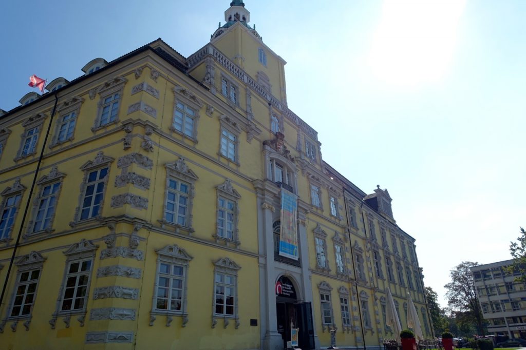 Ein Wahrzeichen von Oldenburg - Schloss in Oldenburg