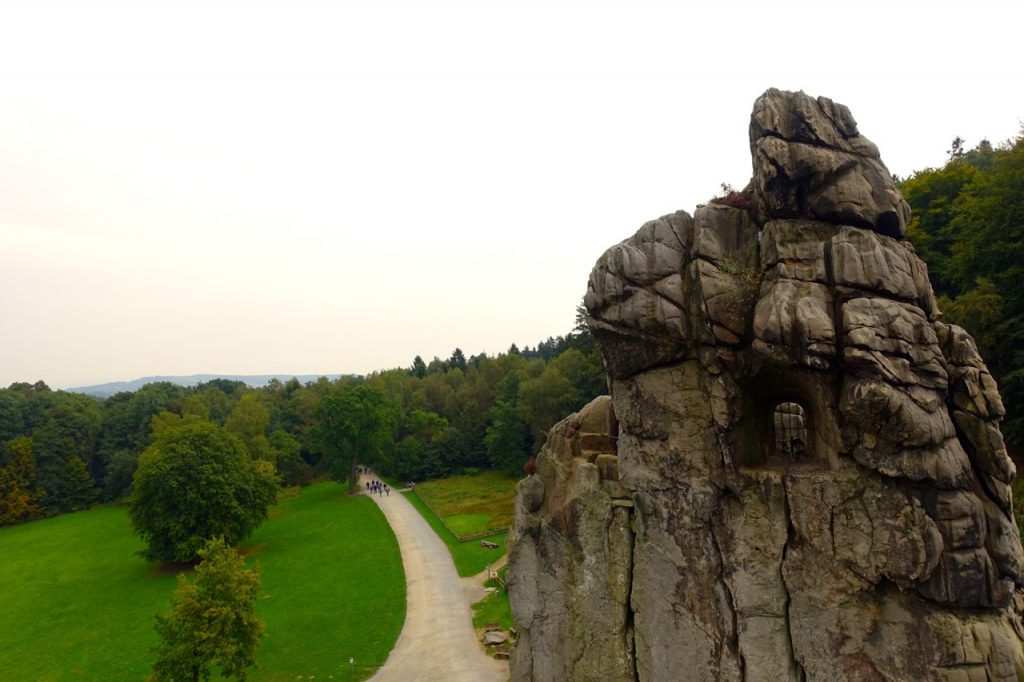 Die Externsteine - Astronomie Platz, Kultstätte oder einfach nur Felsen?