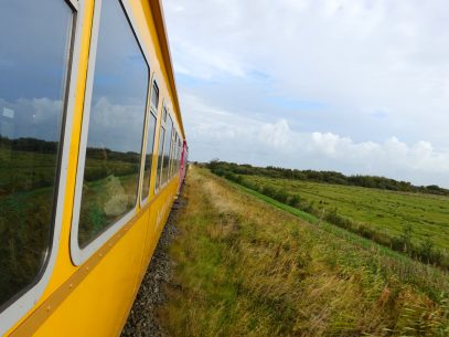 Per Inselbahn gehts weiter über die Nordseeinsel Langeoog