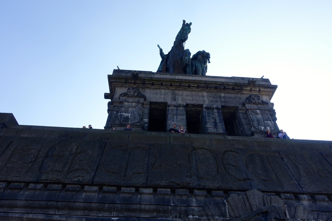 Koblenz Deutsches Eck Statue