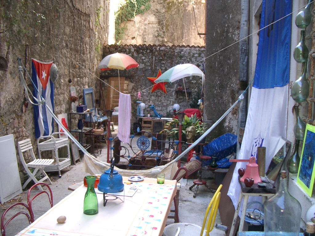 Hinterhof Kotor altes Gefaengnis