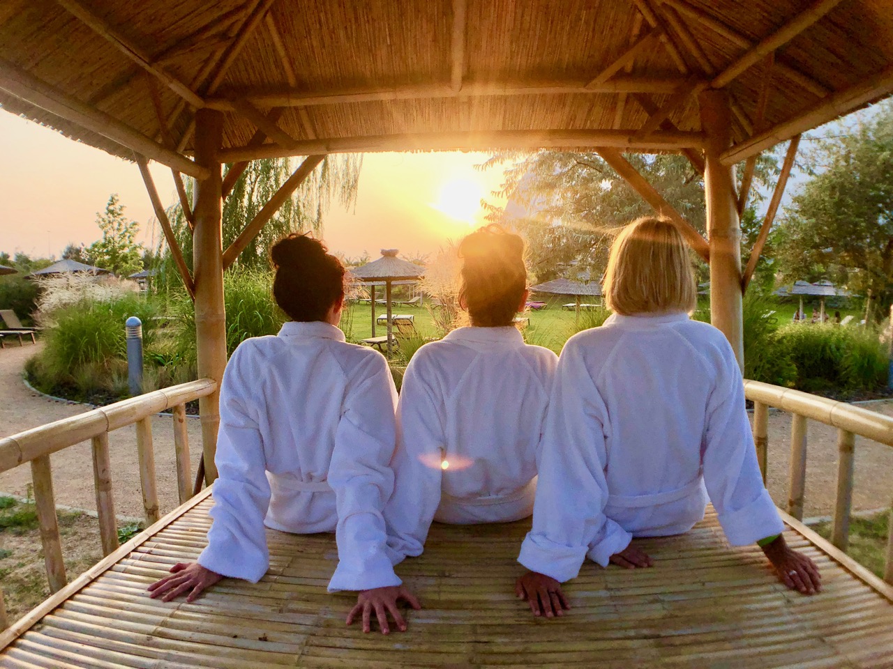 Tropical Islands Resort: Freundinnen-(R)Auszeit mit Yoga im Spreewald