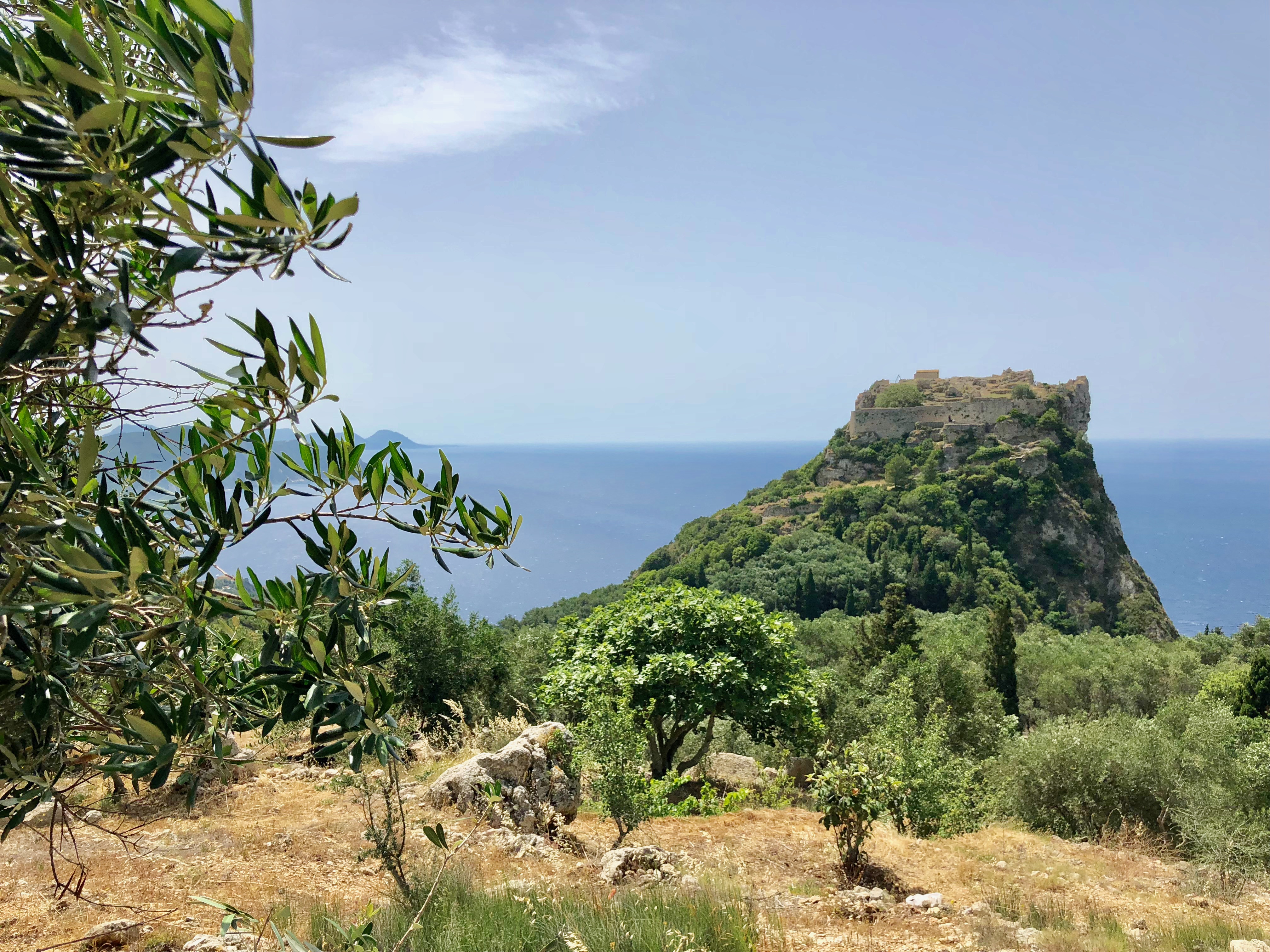 Blick auf Angelokastro Korfu