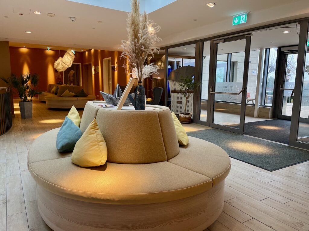 Kaiserstrand Beachhotel Lobby Usedom Hotel mit Meerblick