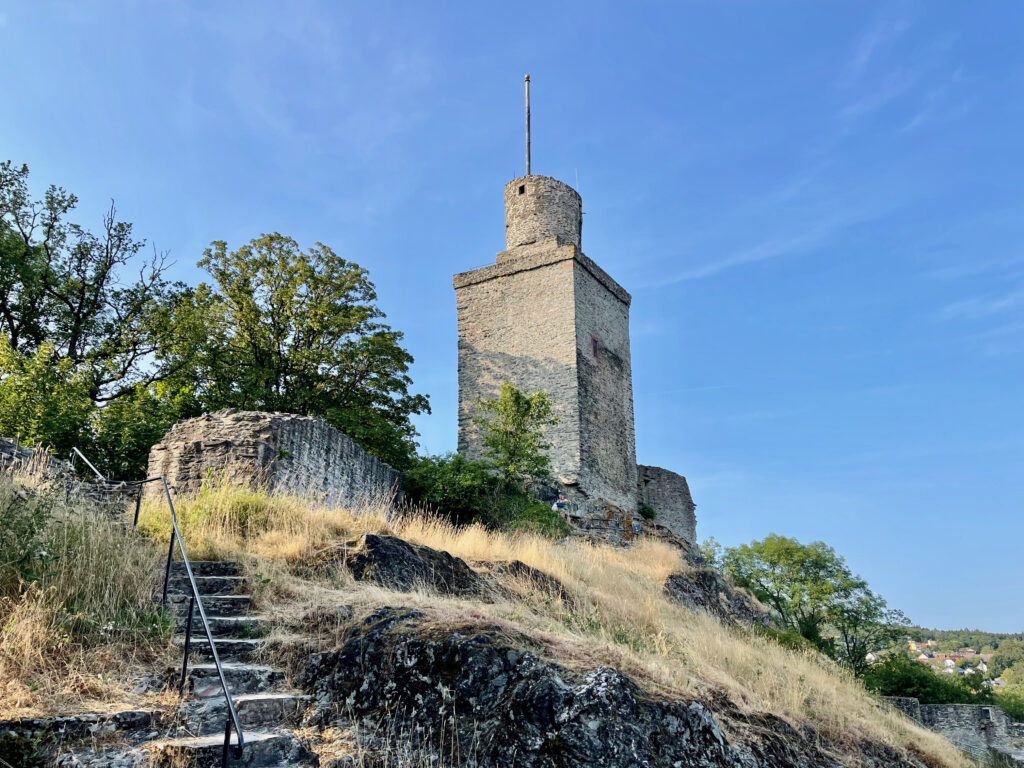 Bergfried Burg Falkenstein