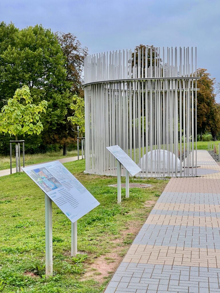 Runder Brunnen Gradierwerk