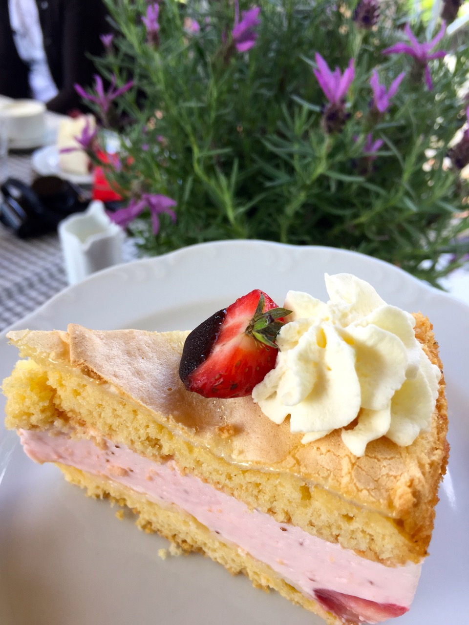 Kaffee & Kuchen im Rosenhof Bispingen