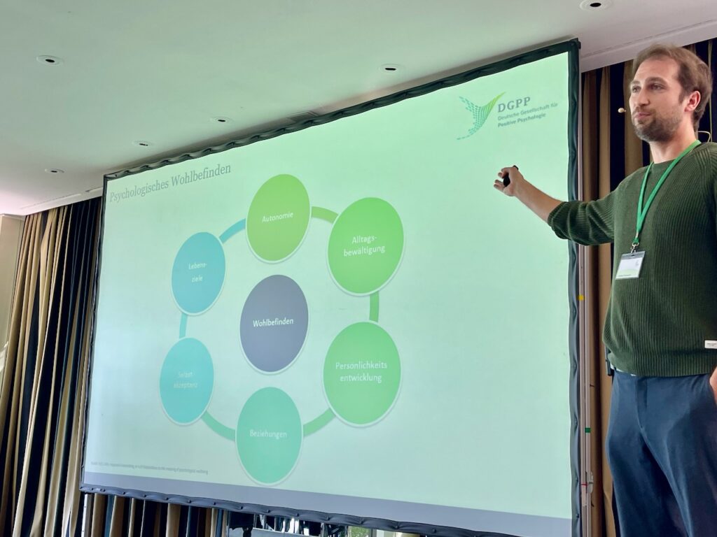 Lukas Entezami, Deutsche Gesellschaft fuer positive Psychologie