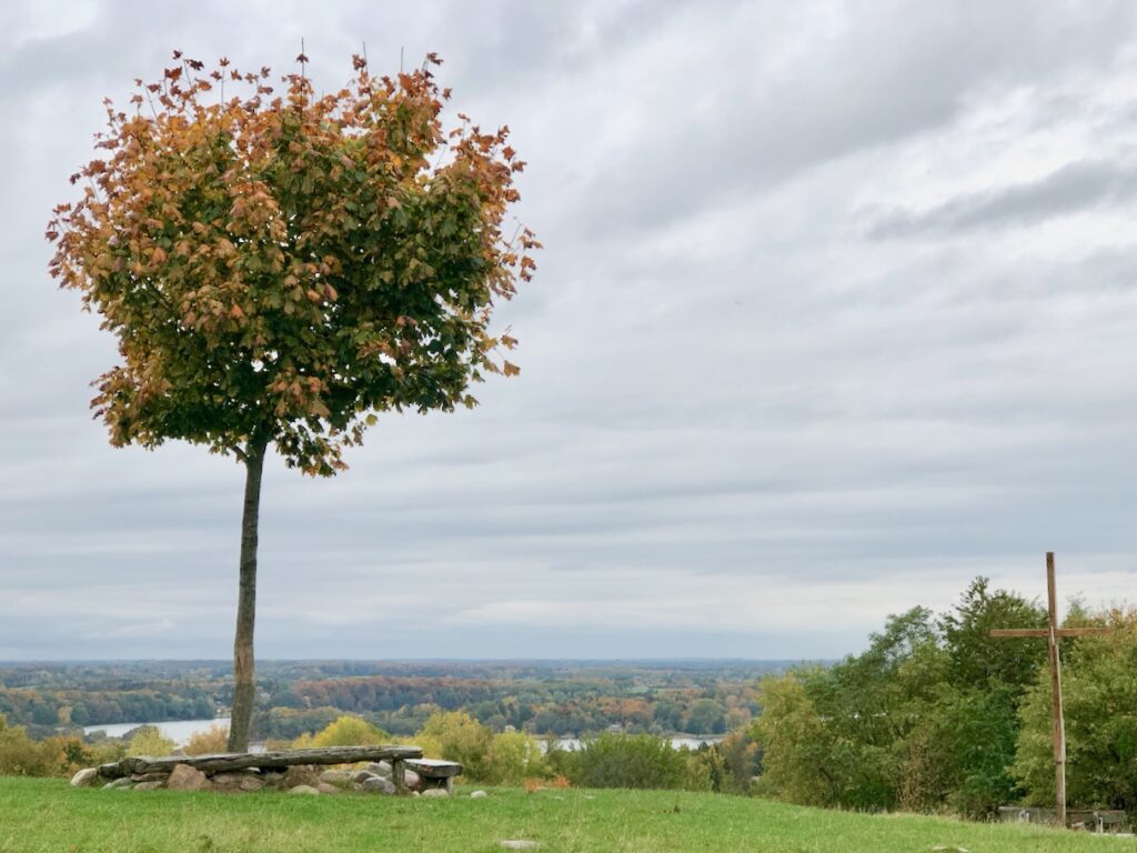 Aussicht vom Tueteberg Schleswig Holstein Westensee