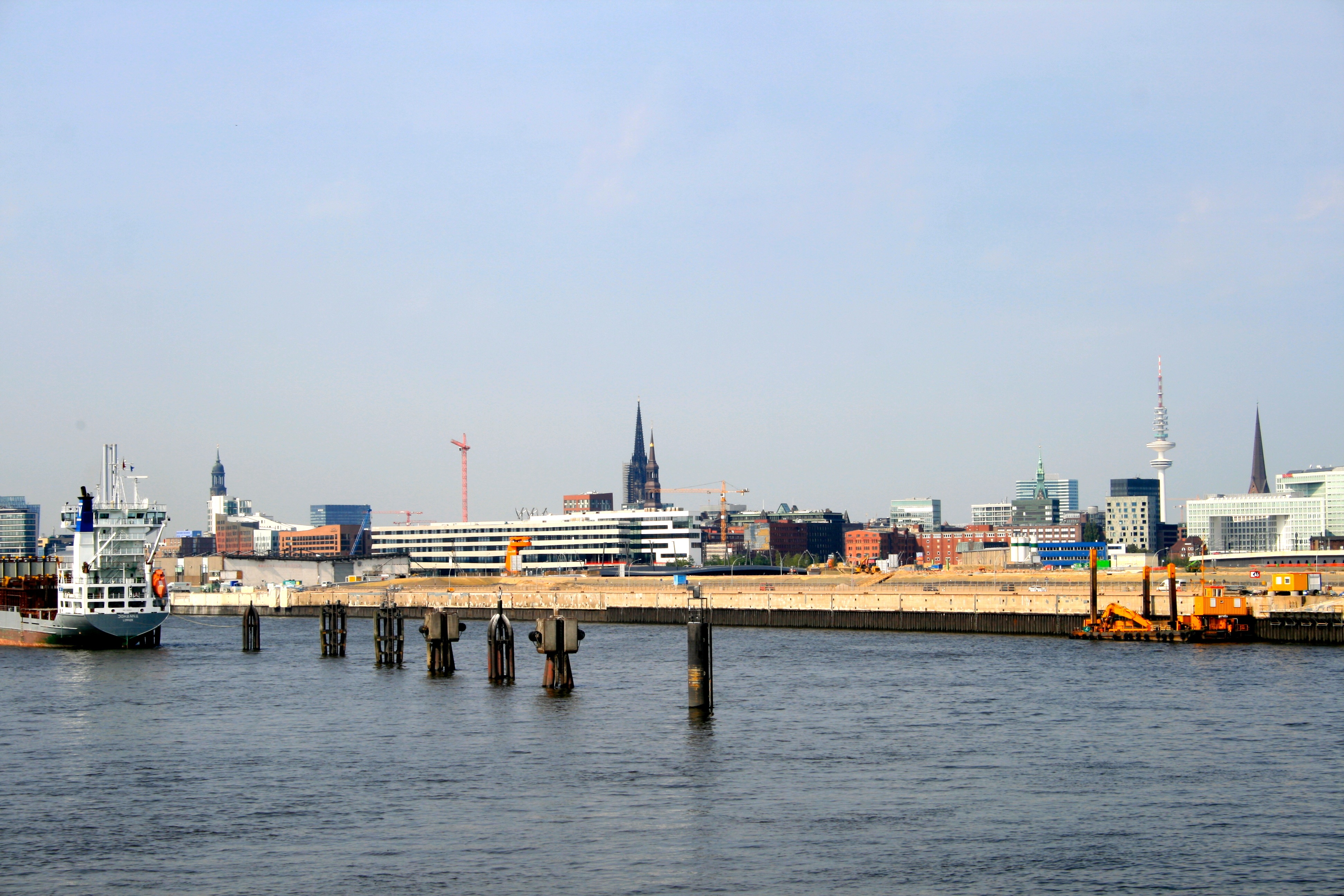 Mit dem Fahrrad durch Hamburg