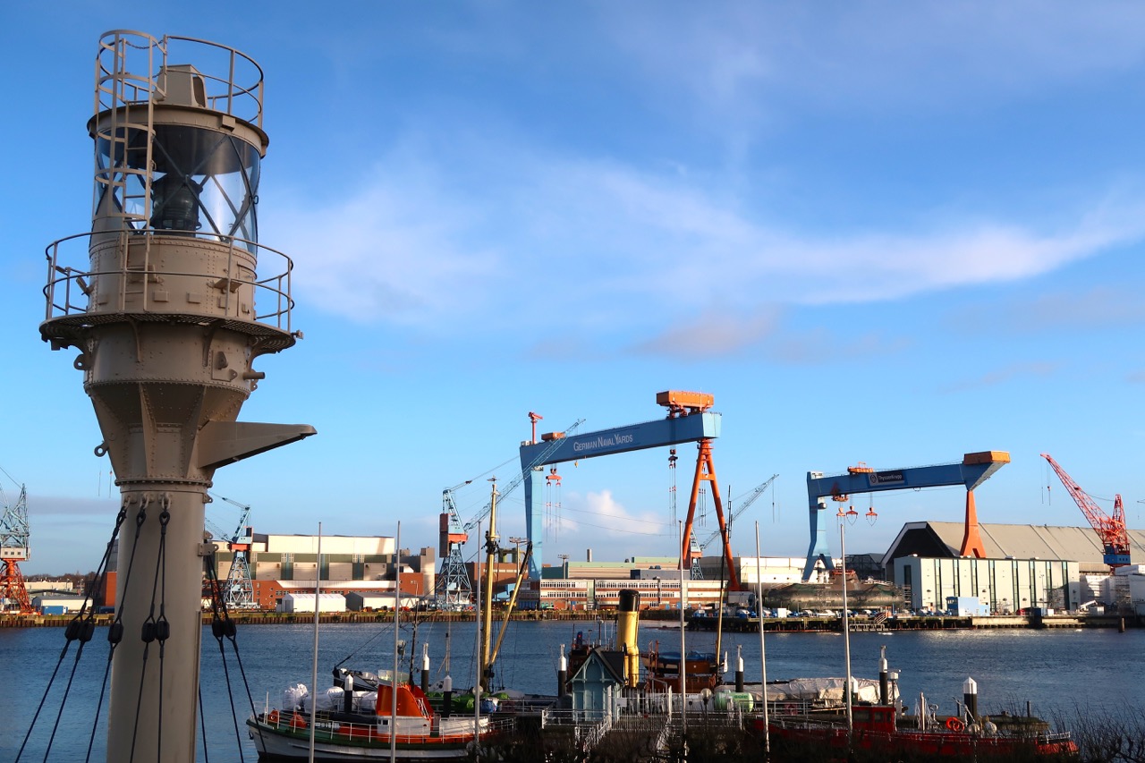 Blick auf den Hafen Kiel