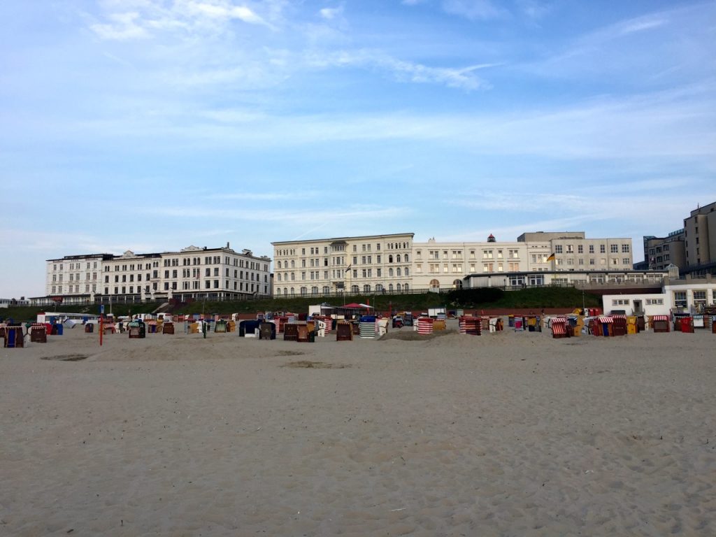 Borkum Reisetipps - Unterwegs am Strand