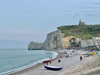 Etretat Sehenswürdigkeiten: Sagenhafte Ausblicke. Kreidefelsen. Küstenjuwel.