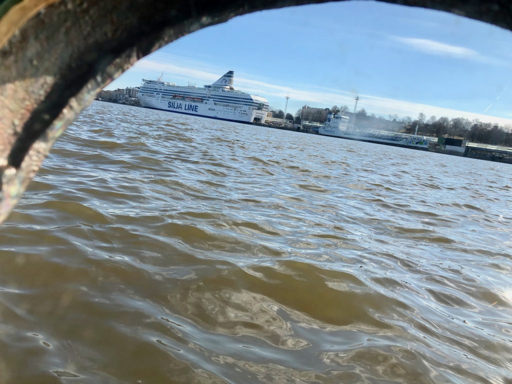 Hotelboot Helsinki Ausblick zum Olympiahafen