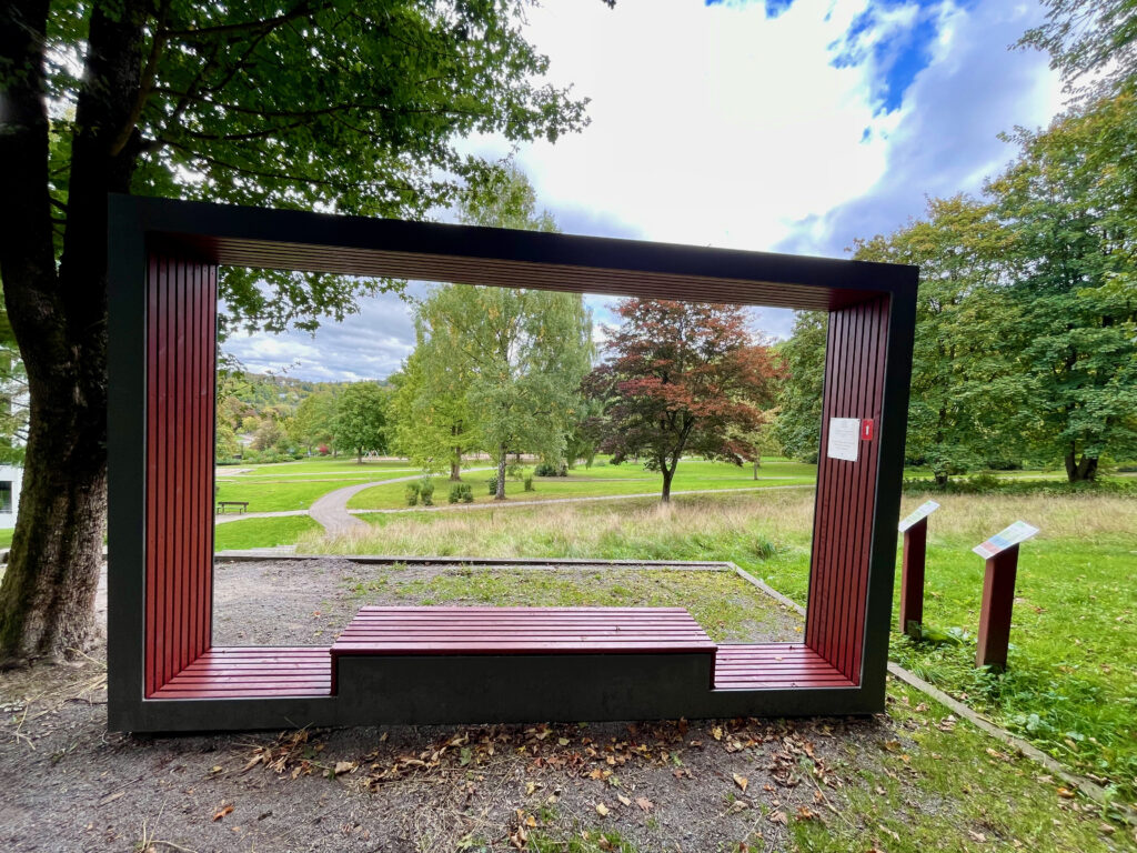Landschaftstherapeutischer Weg Brilon, Einstieg im Kurpark