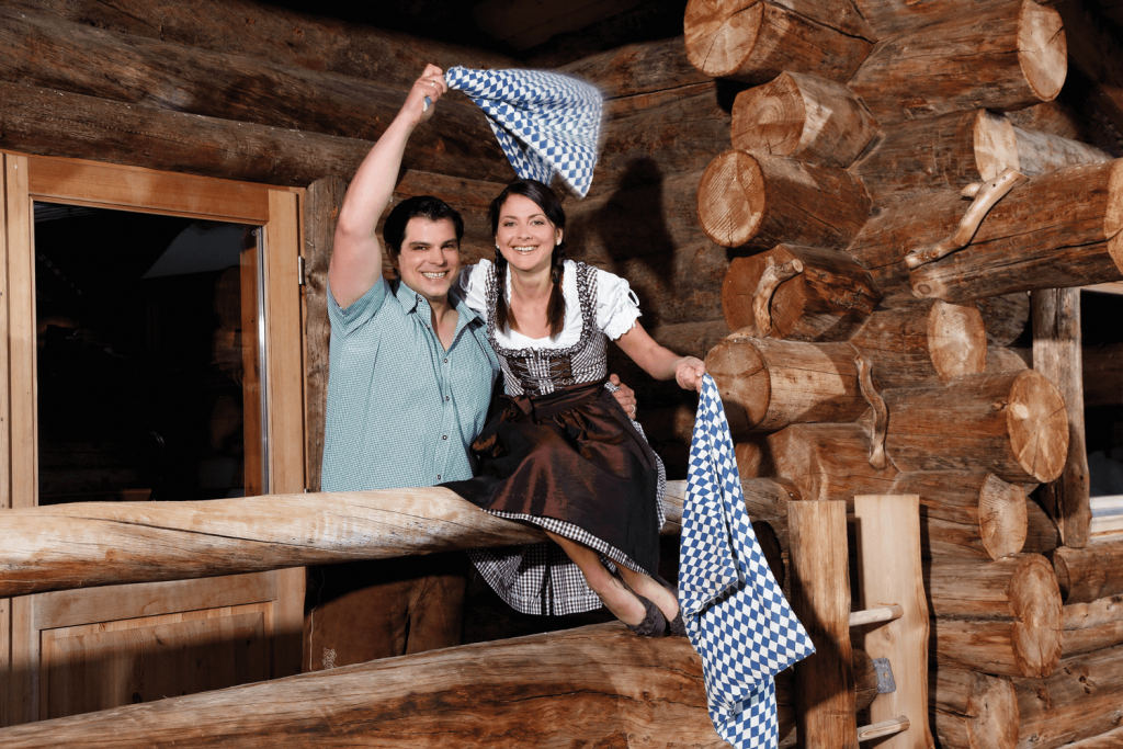 Therme Erding: Aufguss in Tracht