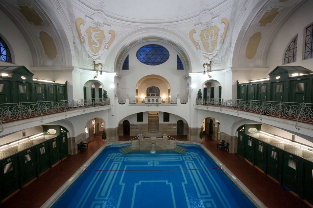 Muellersches Volksbad kleine Schwimmhalle (Foto-Jorge-Royan; Quelle: SWM/Jorge Royan)