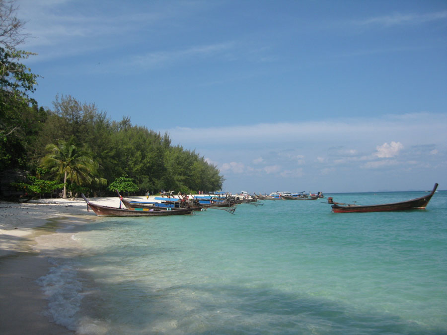 Am Strand von Thailand - Lieben Leben Reisen