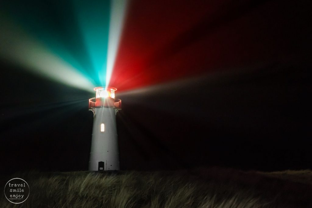 Leuchtturm bei Nacht 